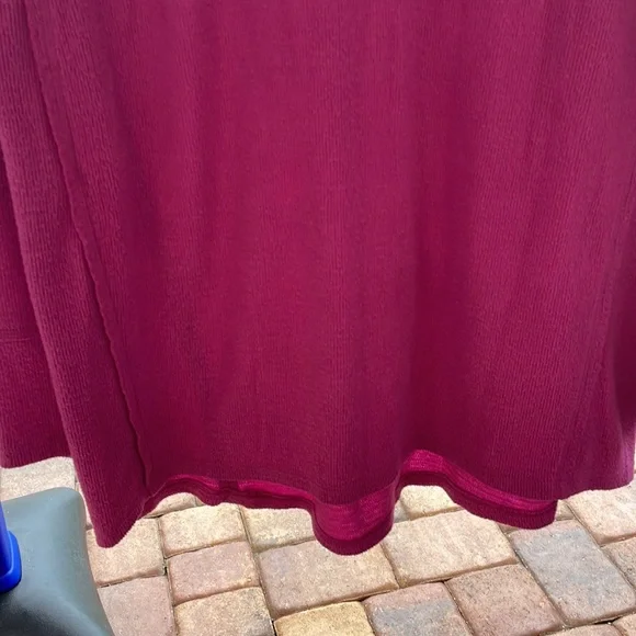 Wildfox Haley Brushed Magenta Purple Barbie Pink Y2K M V-Neck EUC Shirt Top - Picture 11 of 17